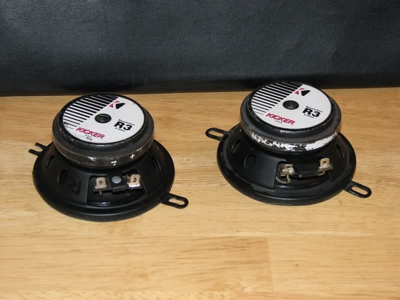 Kicker R3 Pioneer 4" Mid Aura Bass Shakers Car Audio DiyMobileAudio